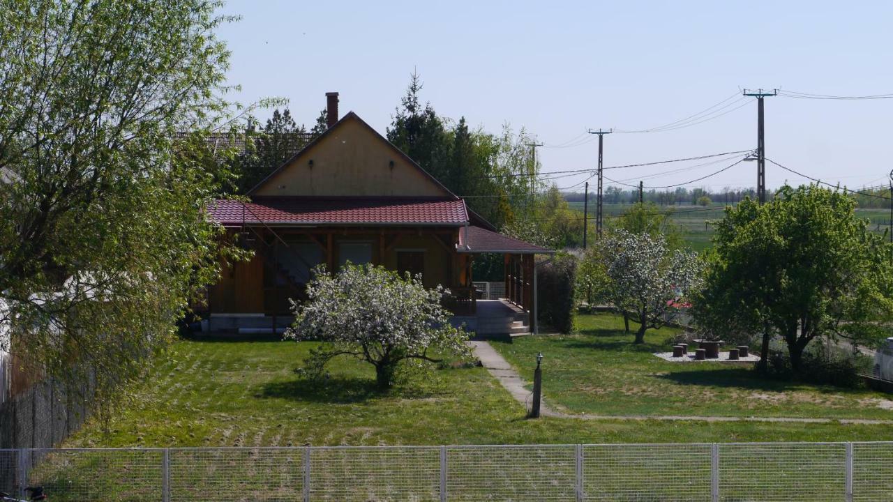 Örvény Vendégház Tiszafüred Extérieur photo